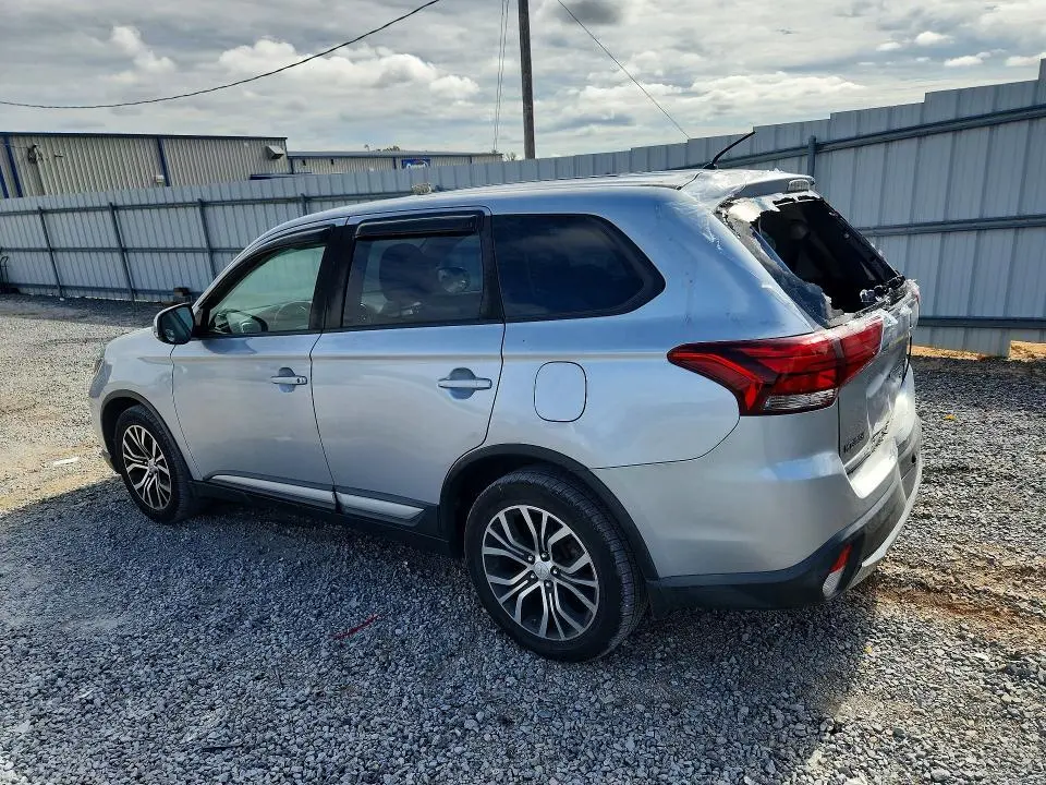 2016 MITSUBISHI OUTLANDER SE  