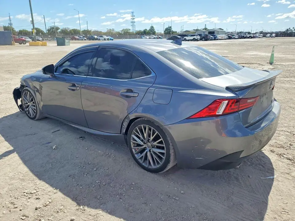 2016 LEXUS IS 200T  