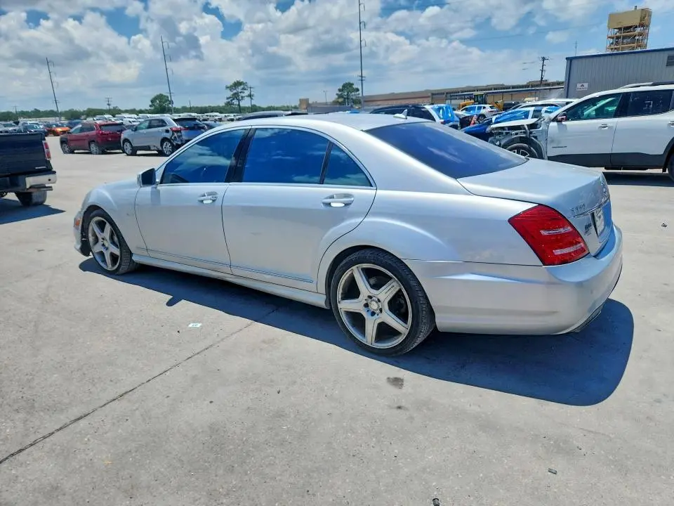 2012 MERCEDES-BENZ S 550  