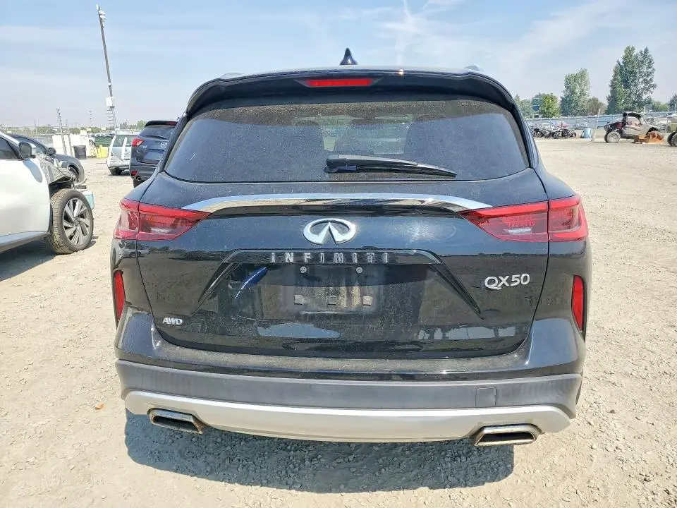 2019 INFINITI QX50 LUXE  