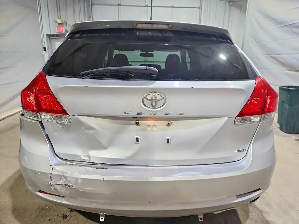 2010 TOYOTA VENZA AWD 4CYL  