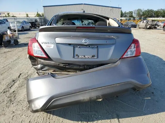 2019 NISSAN VERSA S  