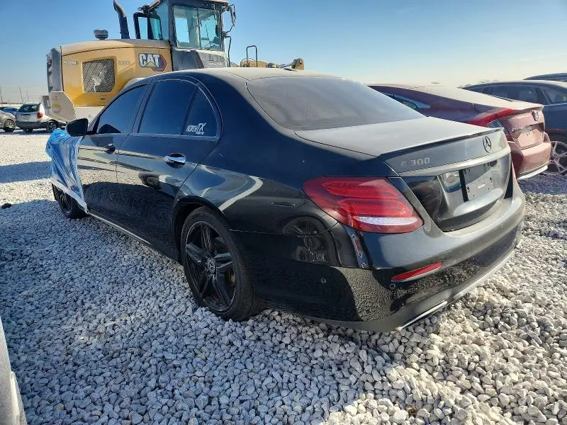 2018 MERCEDES-BENZ E 300  