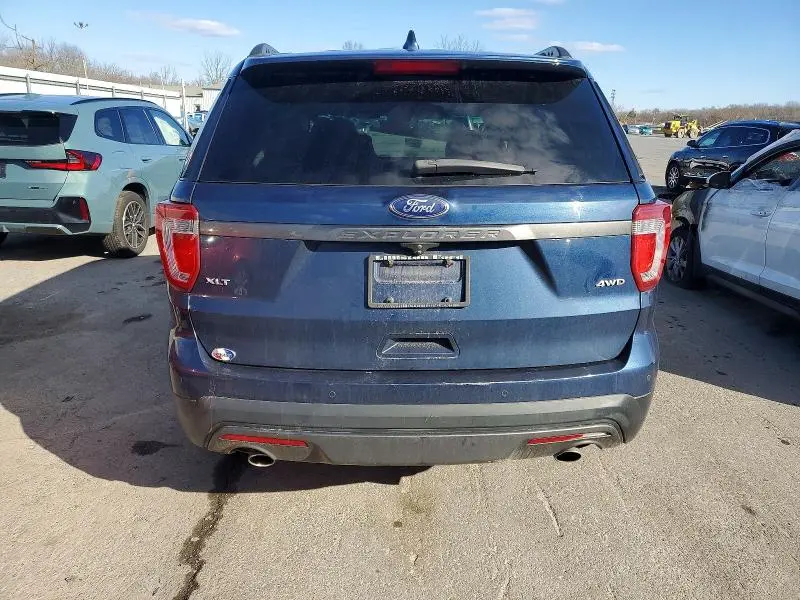 2017 FORD EXPLORER XLT  