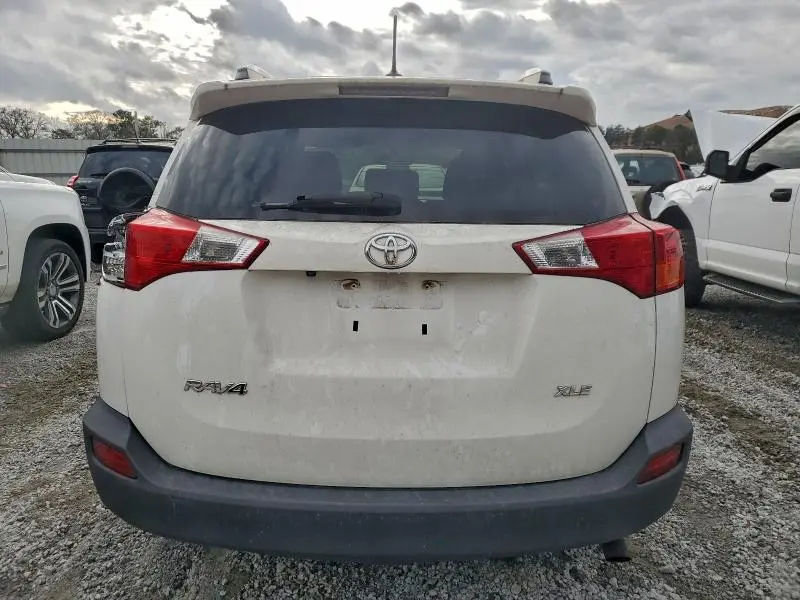 2014 TOYOTA RAV4 XLE  
