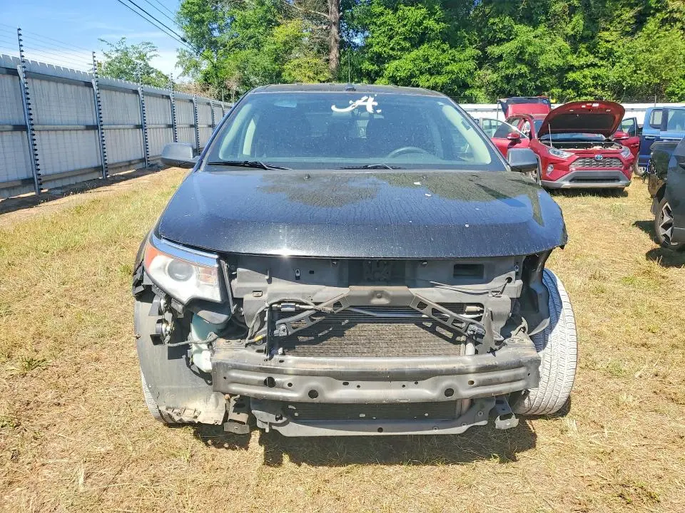 2013 FORD EDGE SE  