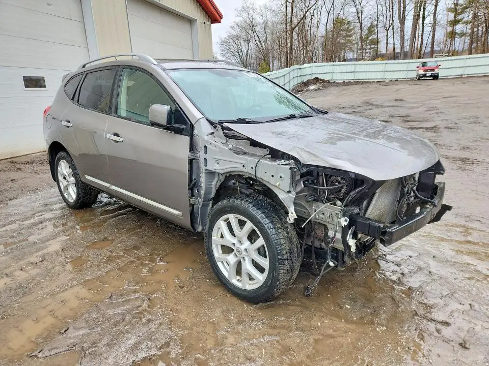 2012 NISSAN ROGUE S  