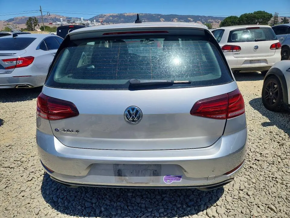 2019 VOLKSWAGEN E-GOLF SE  