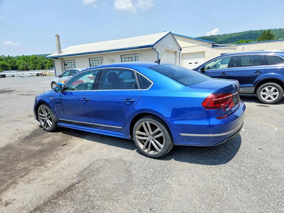 2017 VOLKSWAGEN PASSAT R-LINE  