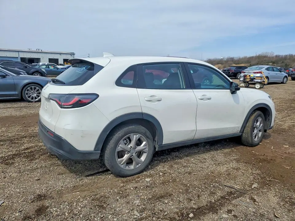 2025 HONDA HR-V LX  