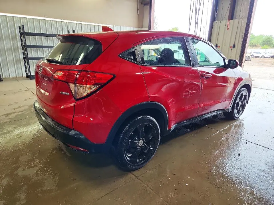 2018 HONDA HR-V LX  