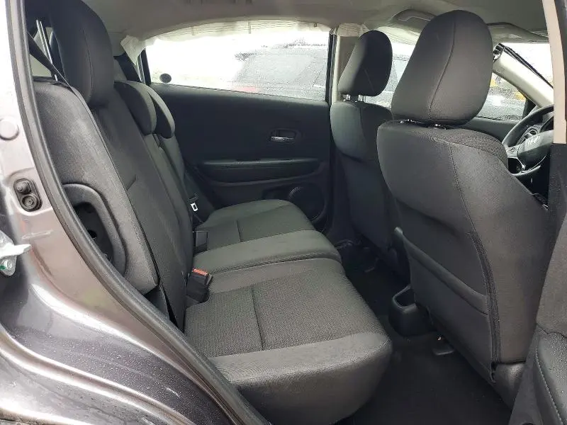 2022 HONDA HR-V LX  