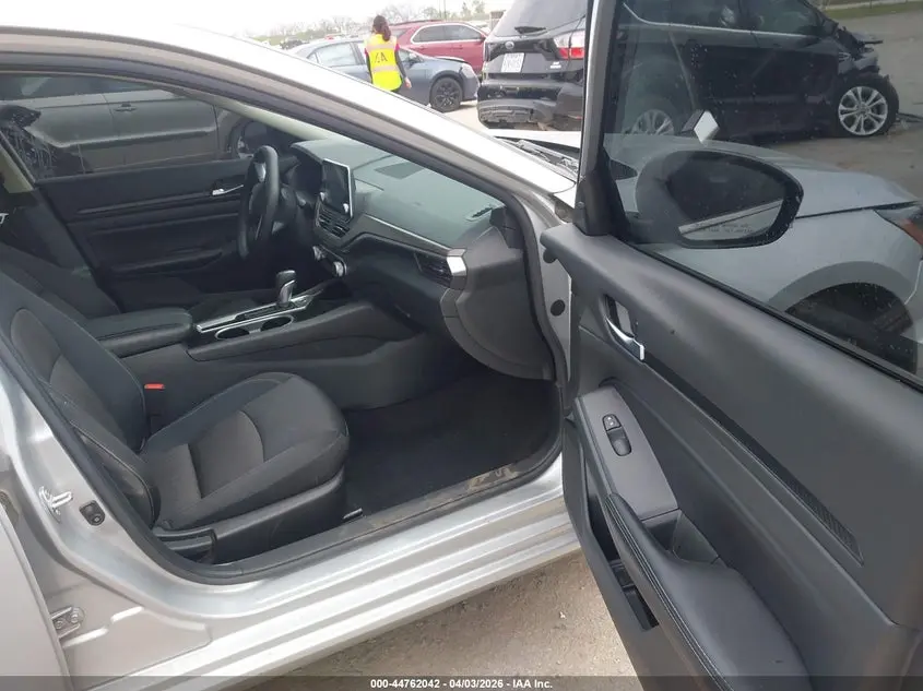 2024 NISSAN ALTIMA SV FWD