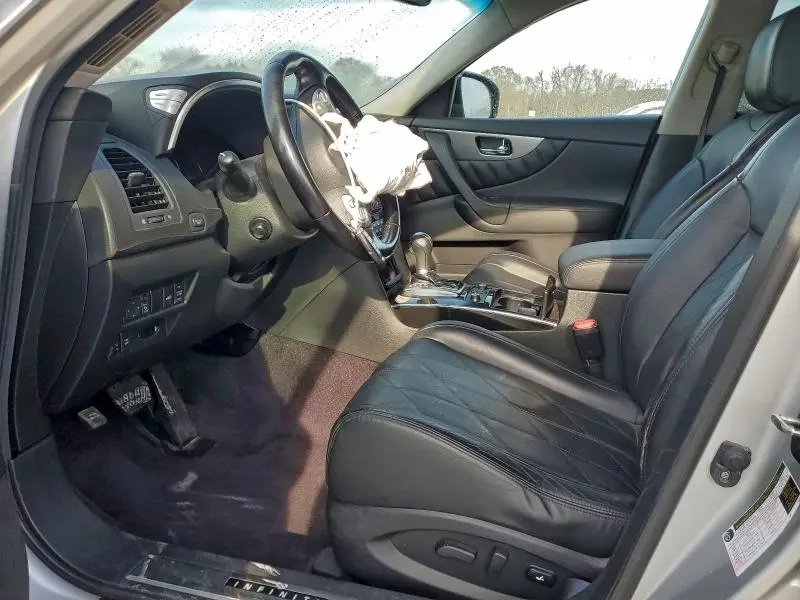 2011 INFINITI FX35   