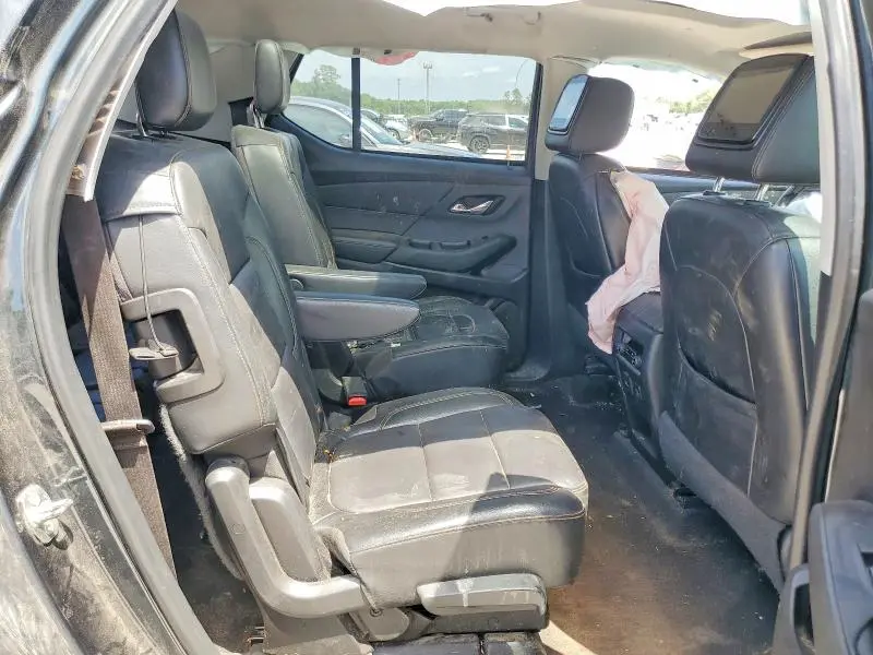 2018 CHEVROLET TRAVERSE LT  