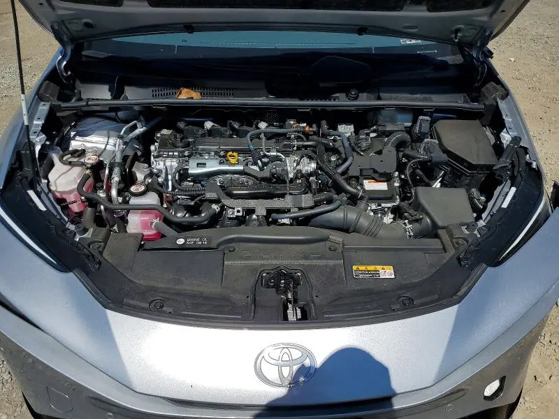 2024 TOYOTA PRIUS XLE  