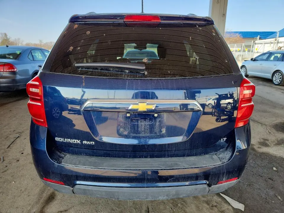 2017 CHEVROLET EQUINOX LT  