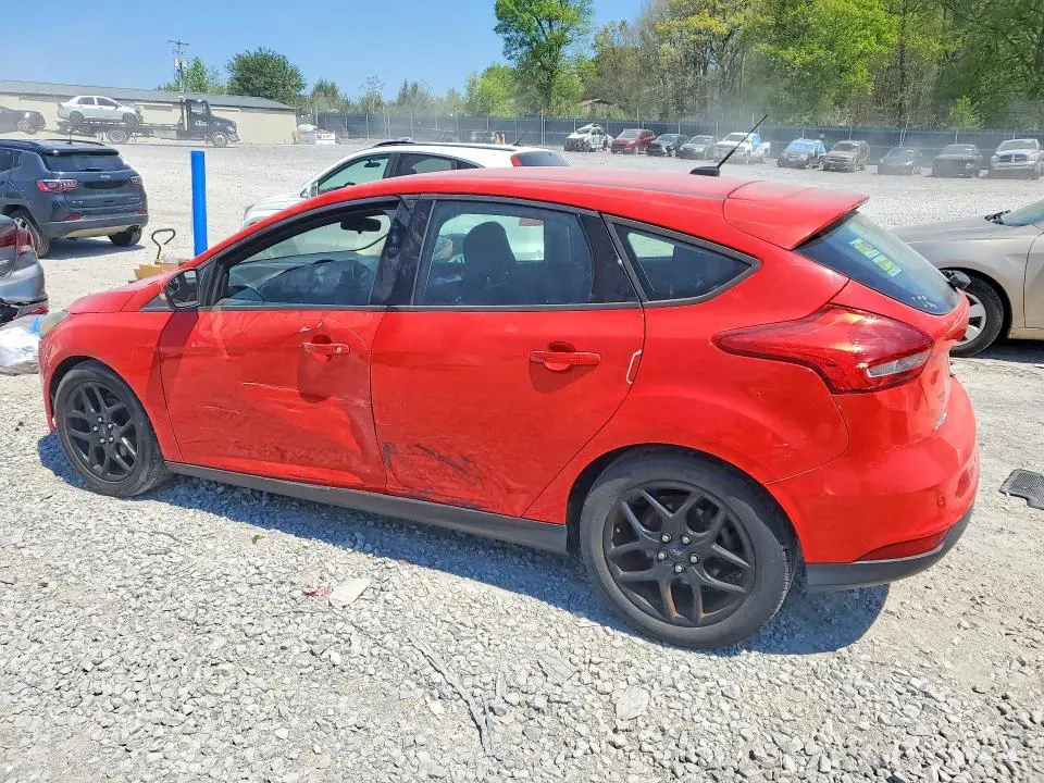 2016 FORD FOCUS SE  