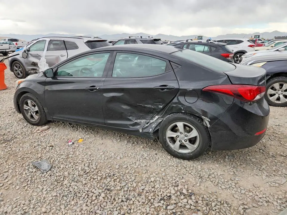 2015 HYUNDAI ELANTRA SE  