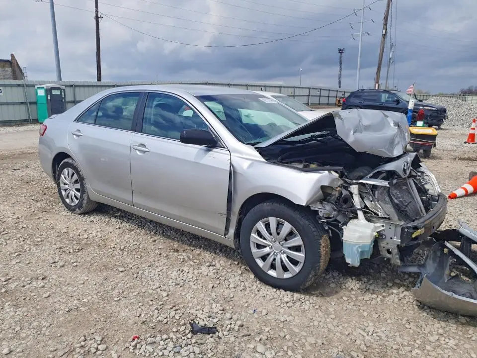 2010 TOYOTA CAMRY LE  