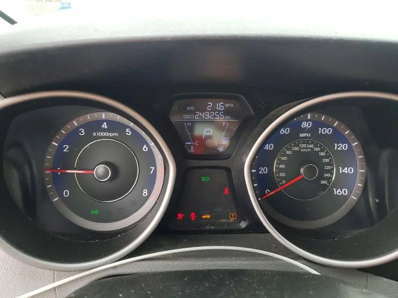 2013 HYUNDAI ELANTRA GLS  