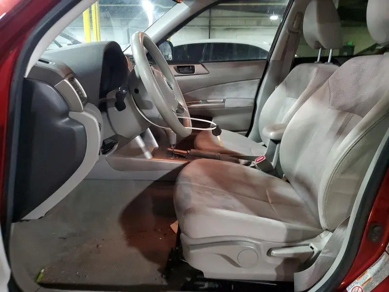 2010 SUBARU FORESTER XS  