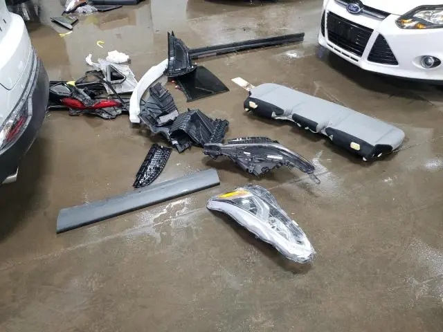 2024 TOYOTA VENZA LE  