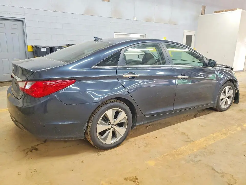 2013 HYUNDAI SONATA LIMITED  