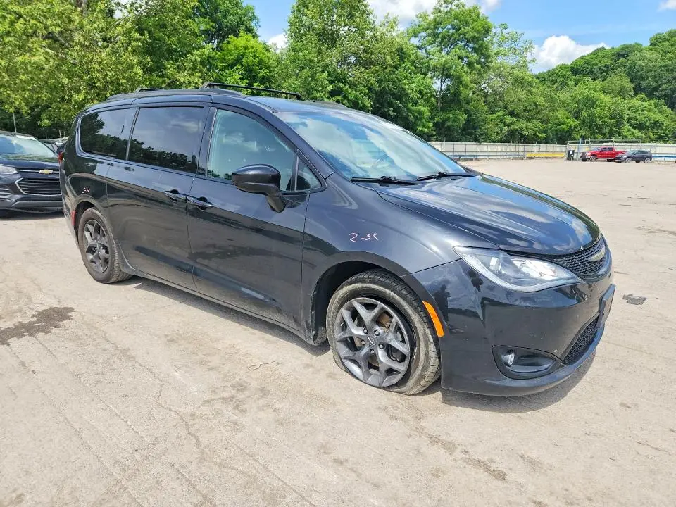 2018 CHRYSLER PACIFICA TOURING L PLUS  