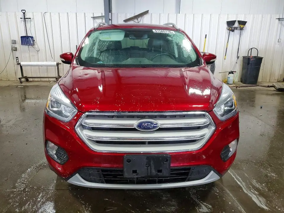 2017 FORD ESCAPE TITANIUM  