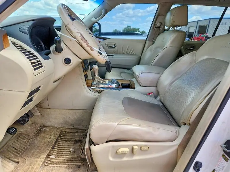 2011 INFINITI QX56 BASE  