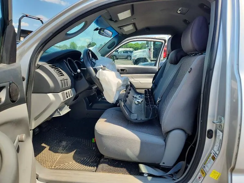 2013 TOYOTA TACOMA BASE  