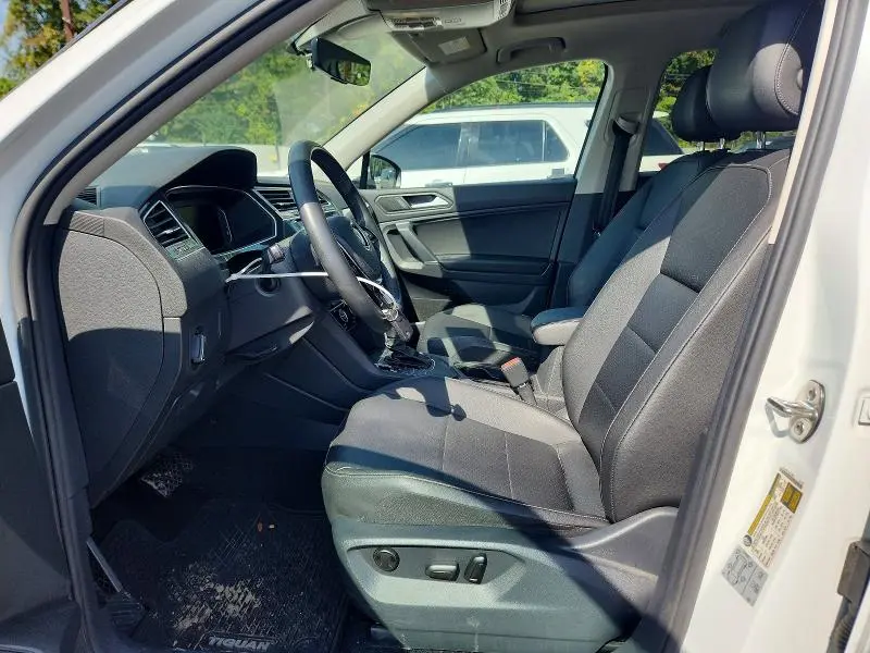 2020 VOLKSWAGEN TIGUAN SE  