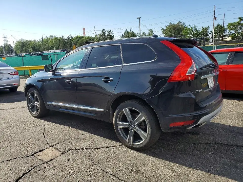 2017 VOLVO XC60 T5 DYNAMIC  