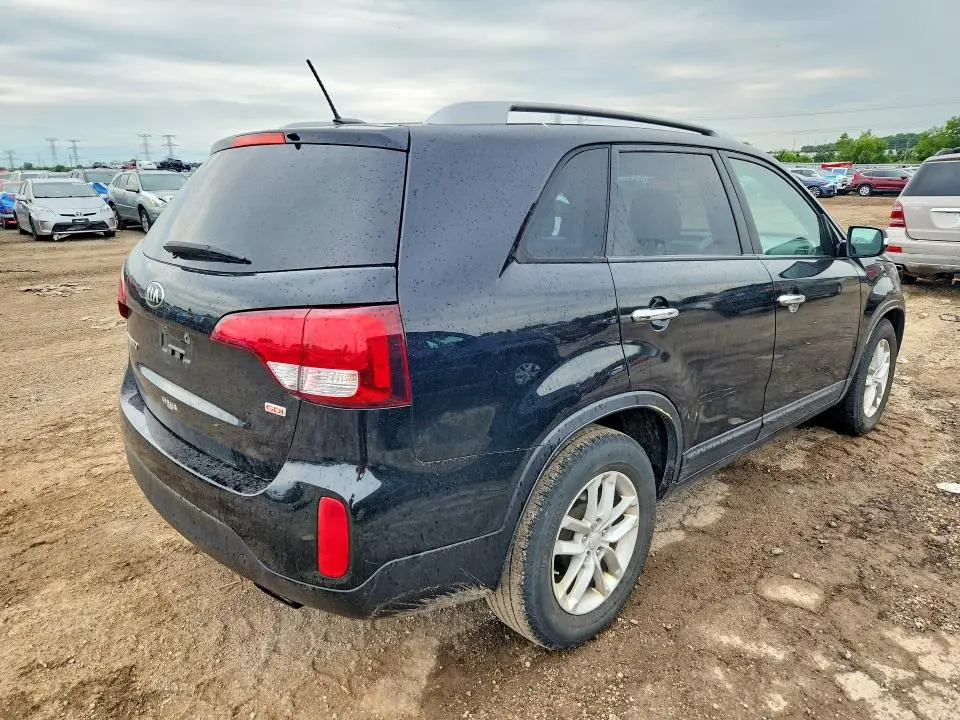 2014 KIA SORENTO LX  