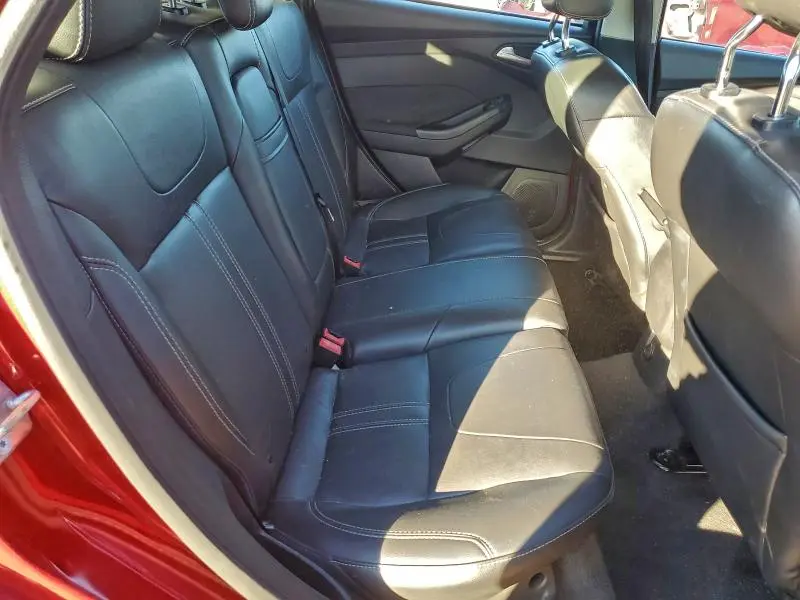 2012 FORD FOCUS TITANIUM  