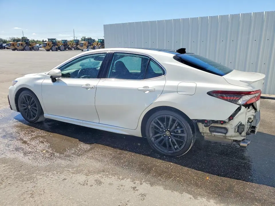 2022 TOYOTA CAMRY XSE  