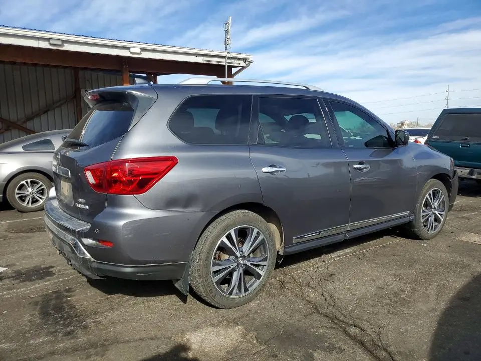 2019 NISSAN PATHFINDER S  