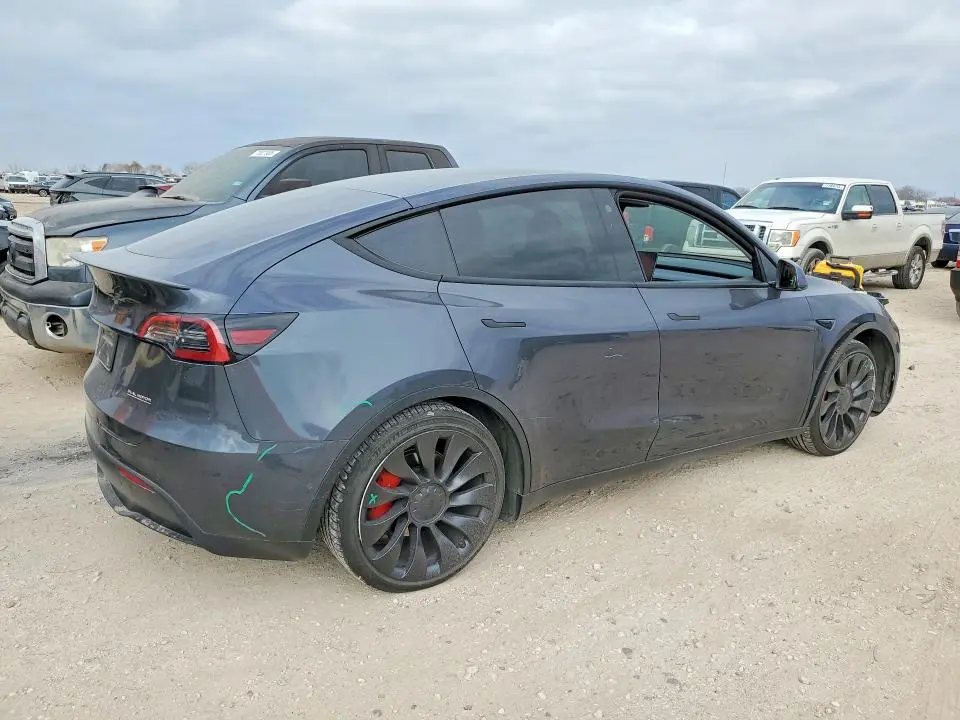2022 TESLA MODEL Y   