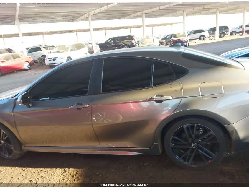 2025 TOYOTA CAMRY XSE