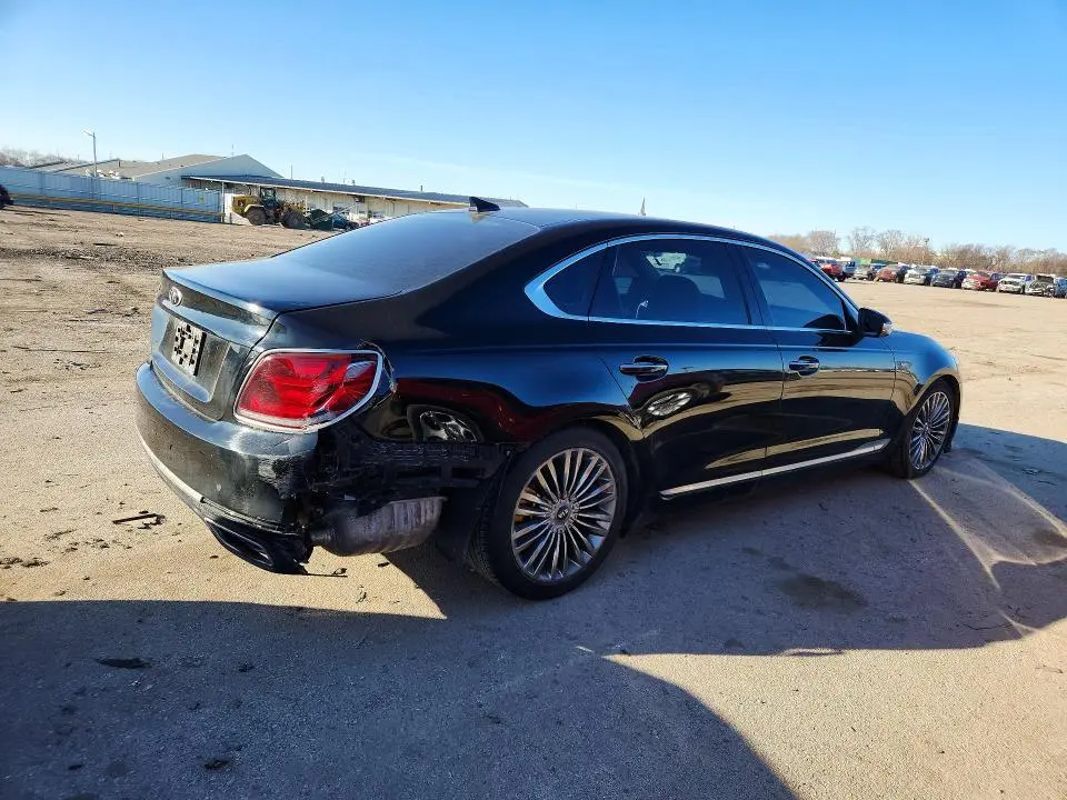 2019 KIA K900 LUXURY  