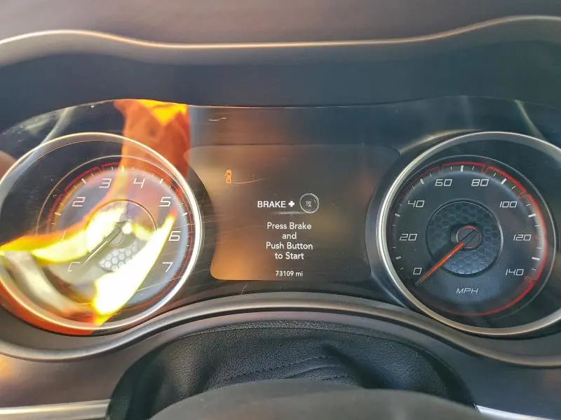 2021 DODGE CHARGER SXT  
