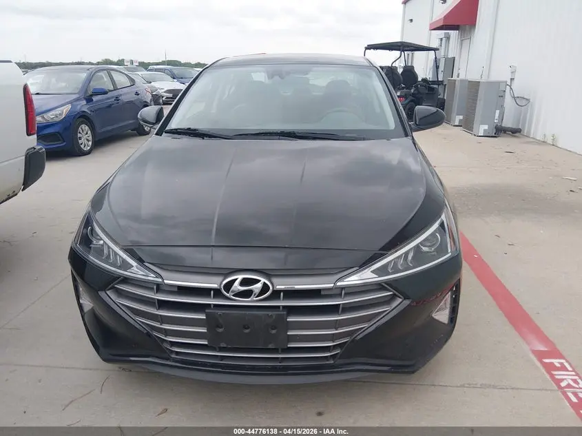 2020 HYUNDAI ELANTRA SE