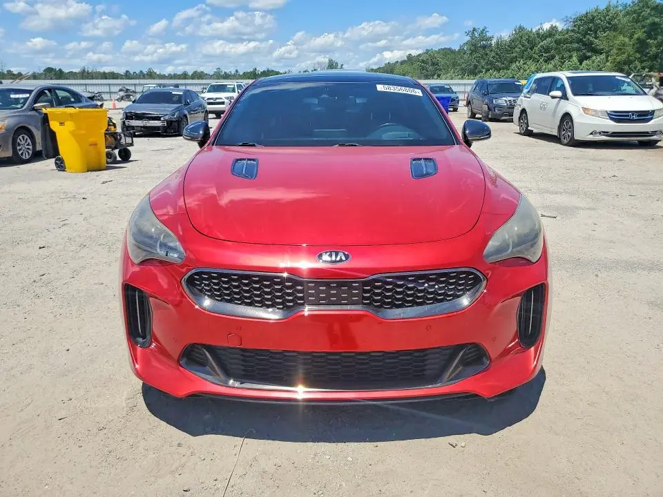 2018 KIA STINGER GT2  