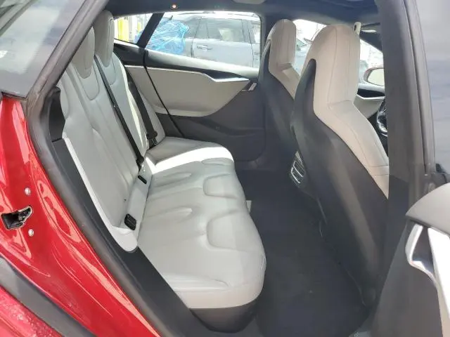 2015 TESLA MODEL S   