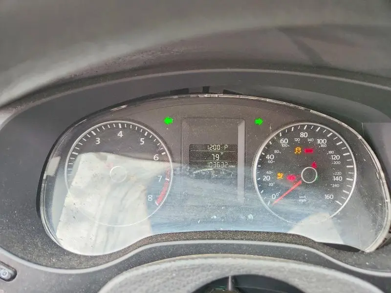 2014 VOLKSWAGEN JETTA SE  
