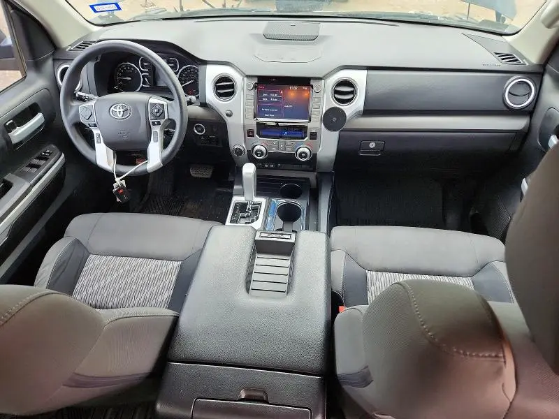 2021 TOYOTA TUNDRA SR5  