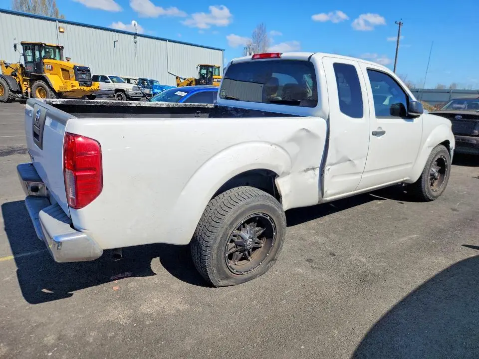 2012 NISSAN FRONTIER S  