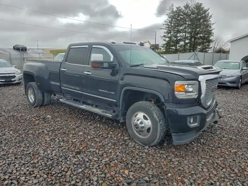 2017 GMC SIERRA K3500 DENALI  
