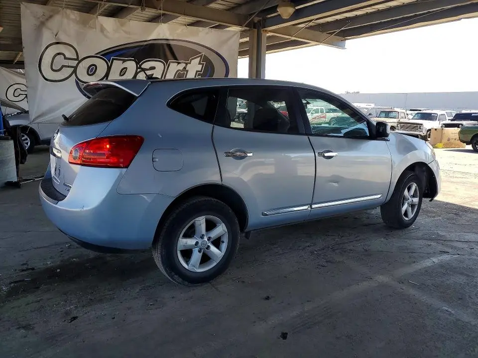 2013 NISSAN ROGUE S  